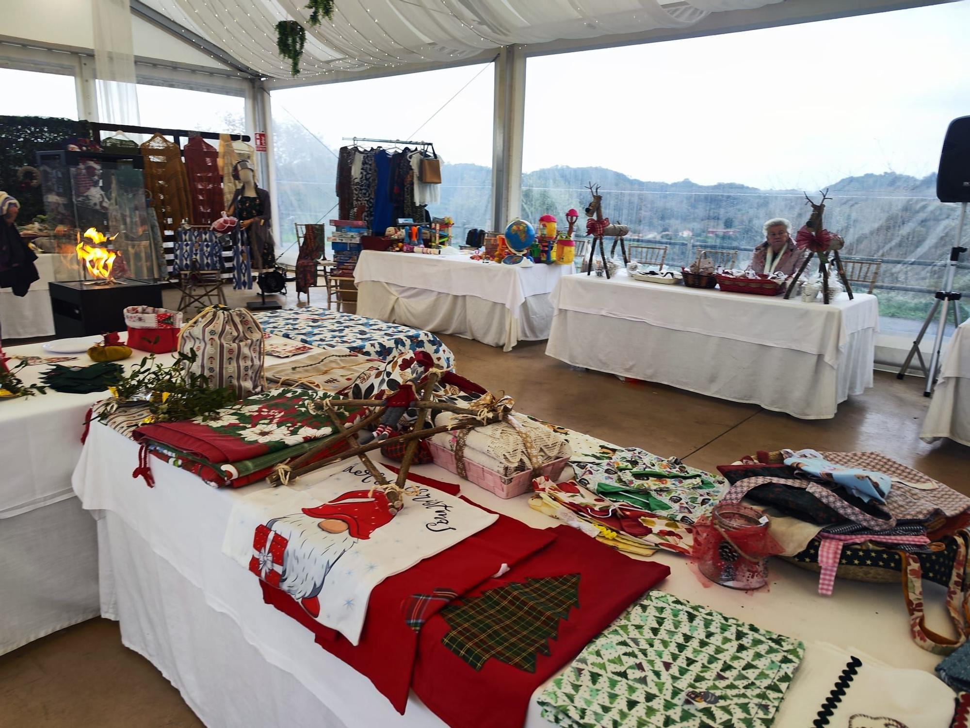 Navidad hecha a mano en Torazo: así es el mercadillo de Cabranes