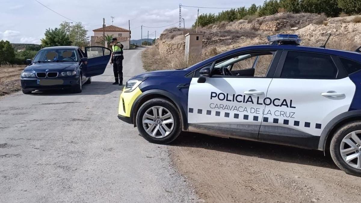 Control de la Policía Local en el acceso al paraje