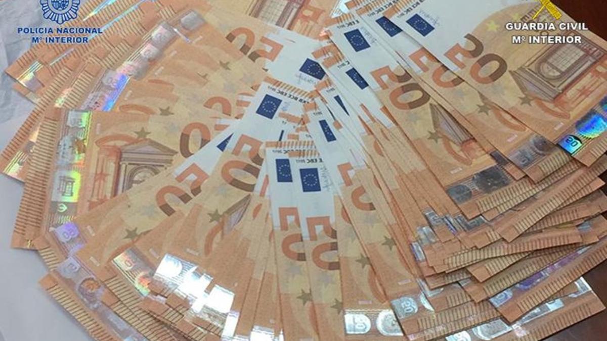 Tres detenidos en Barcelona y Alicante por introducir billetes falsos desde Italia