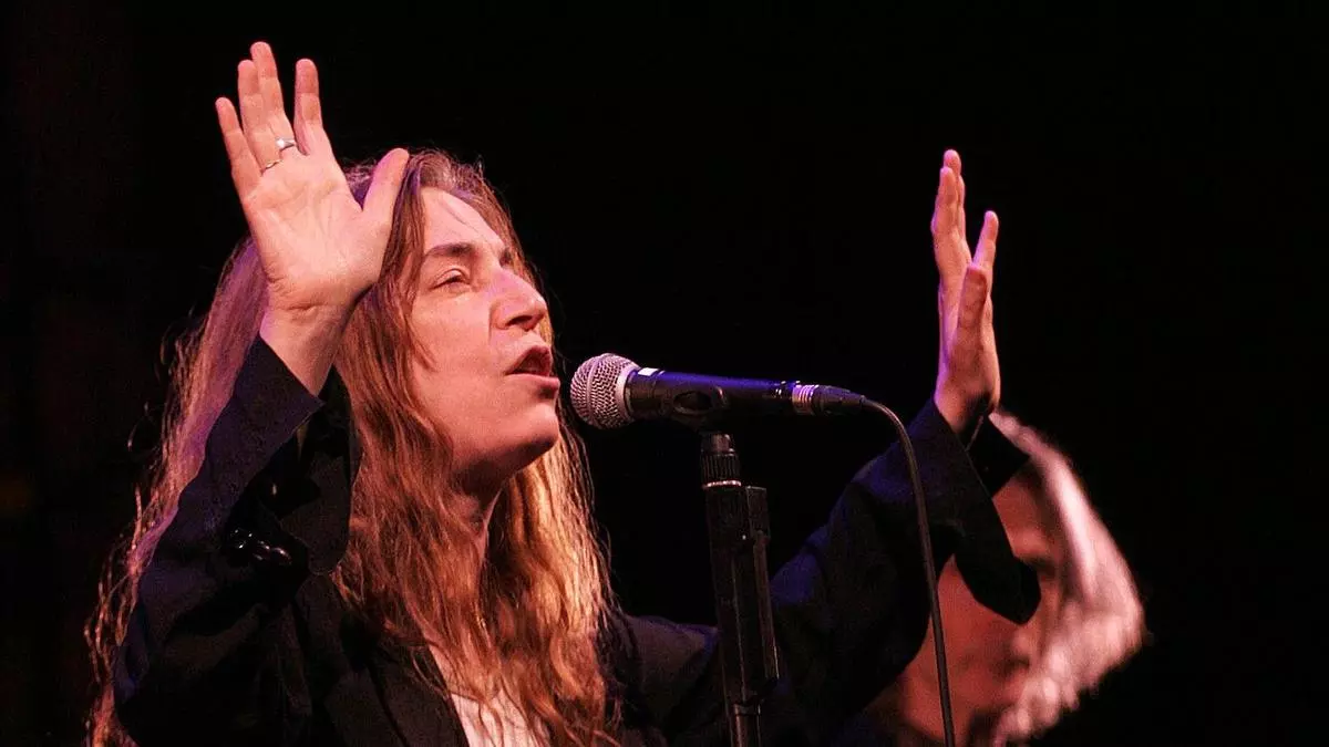 Patti Smith también se enamoró de Mallorca, donde se entregó a Chopin, Miró y un abarrotado Teatre Principal de Palma