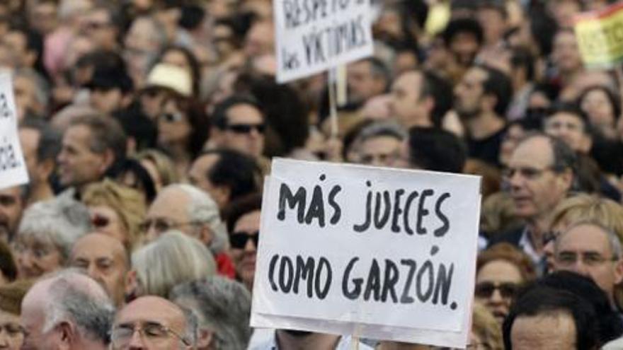 Mayo 2010: El vía crucis del juez Baltasar Garzón