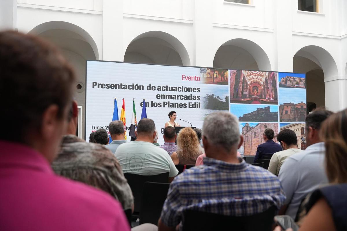 Fotogalería | Presentación de actuaciones enmarcadas en los Planes Edil