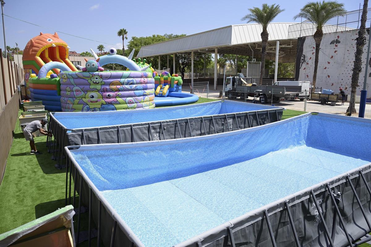 Montaje de las piscinas.