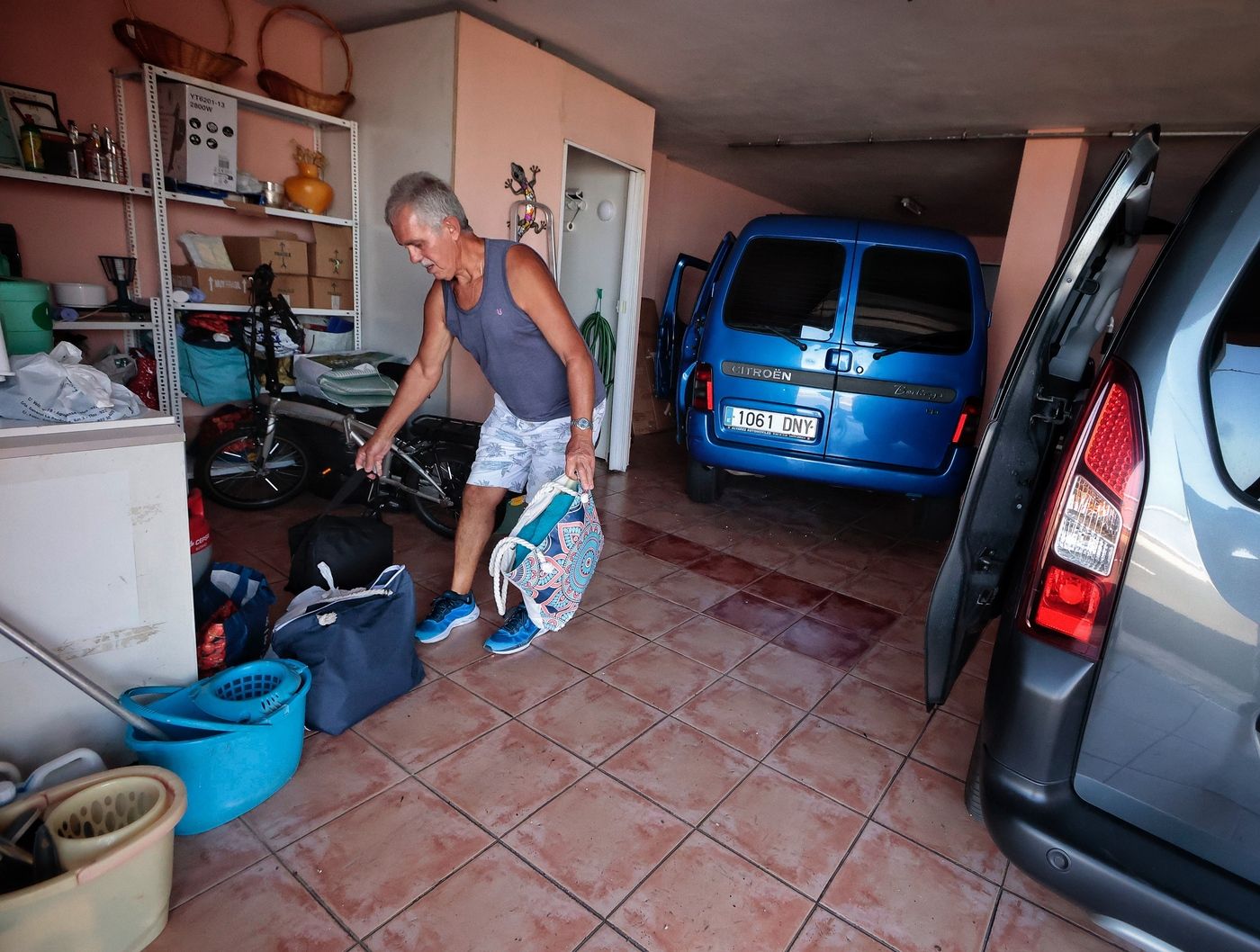 Los desalojados por la reactivación del incendio de Tenerife regresan a sus casas