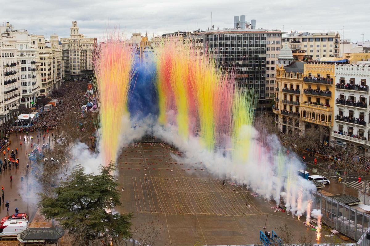La mascletà del 17 de marzo, en imágenes