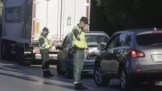 La DGT comienza a multar por algo que hace todo el mundo y nadie se da cuenta