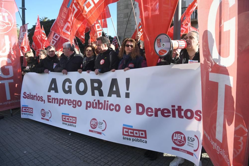 Unas 200 personas se han movilizado en A Coruña en el marco de unas protestas que no descartan "incrementar"