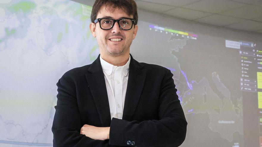 Carlos Alonso, en la sede de Meteoclim, en el ParcBit