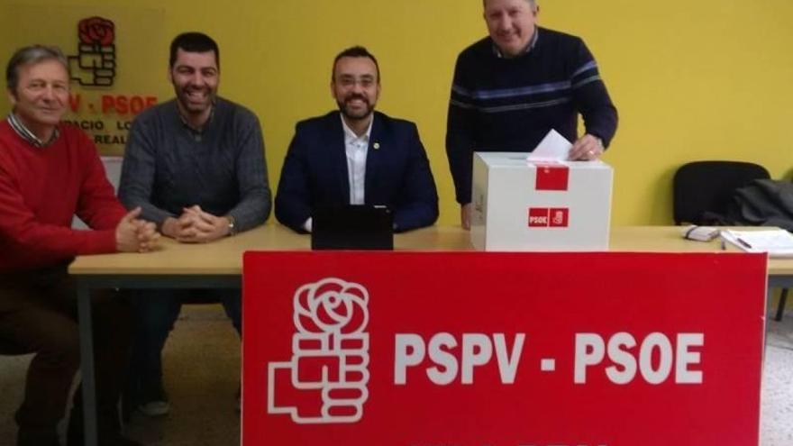 Los militantes del PSOE de Castellón bendicen el pacto con Ciudadanos