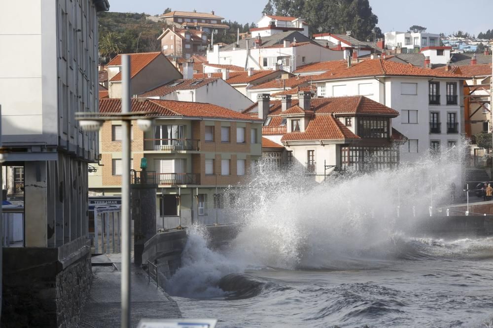 El temporal deja huella en la costa gozoniega