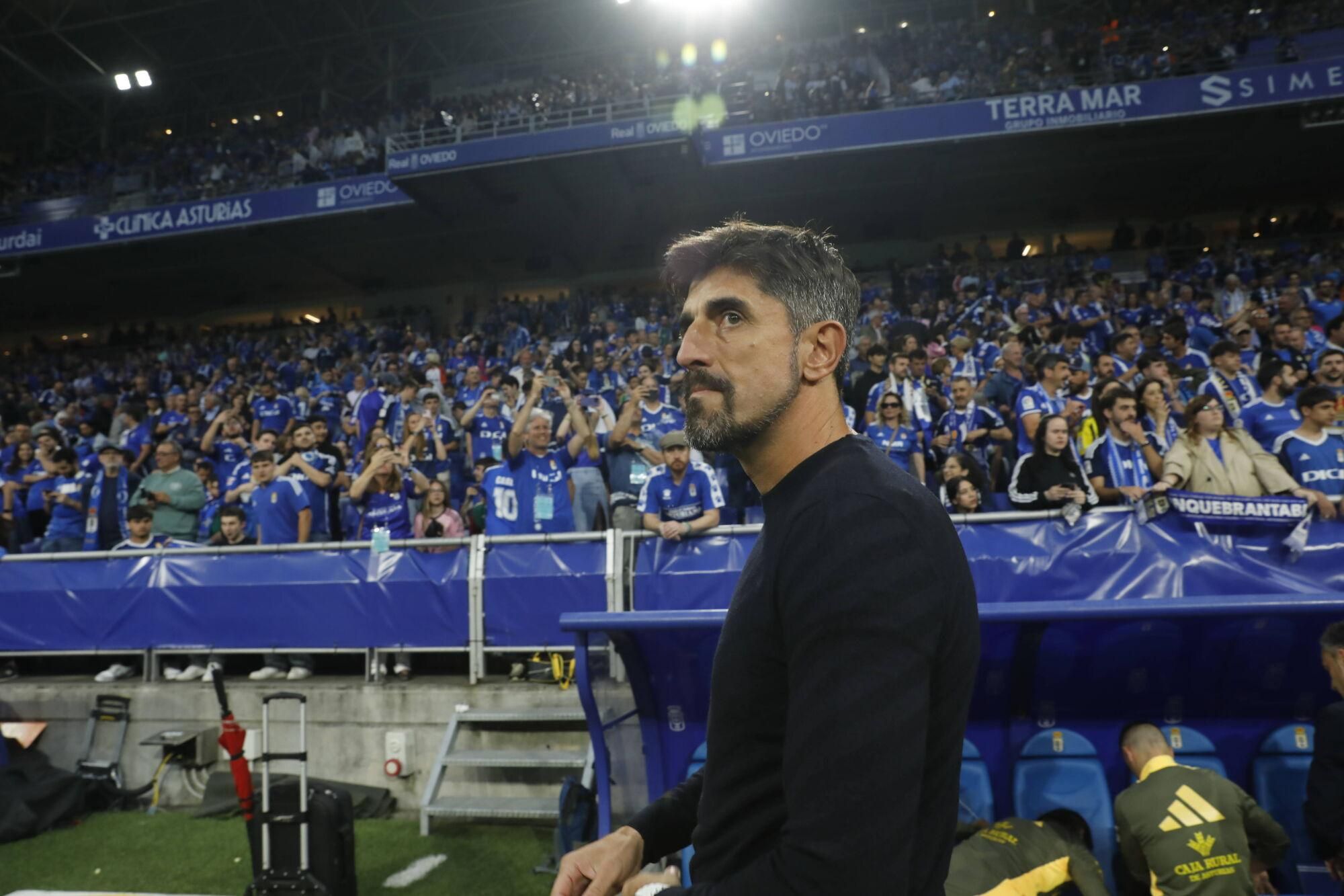 EN IMÁGENES: Ambientazo en la vuelta del play off entre Oviedo y Almería en el Carlos Tartiere