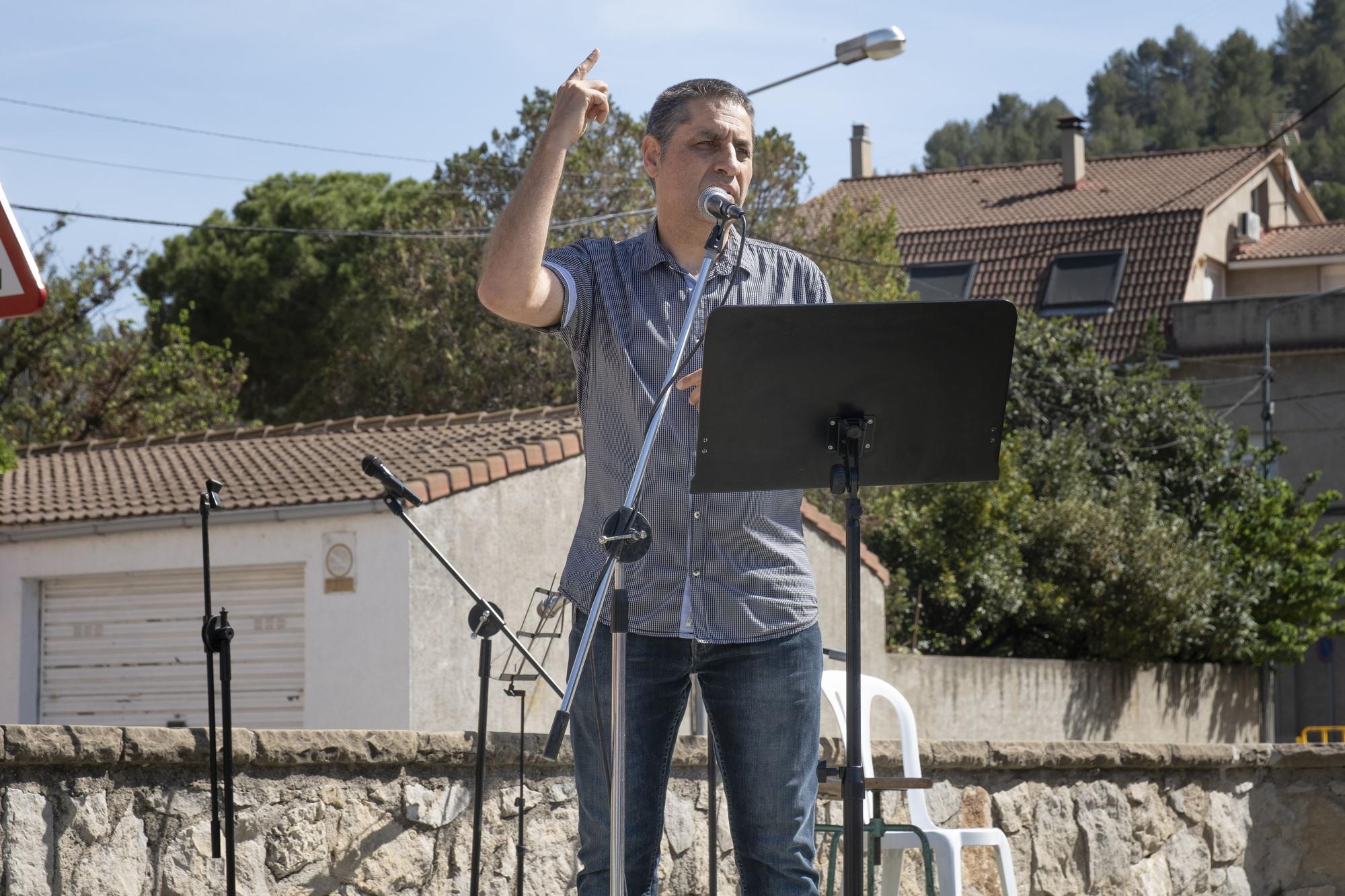 Centenars de persones acomiaden Oriol Sardà a Sant Vicenç de Castellet