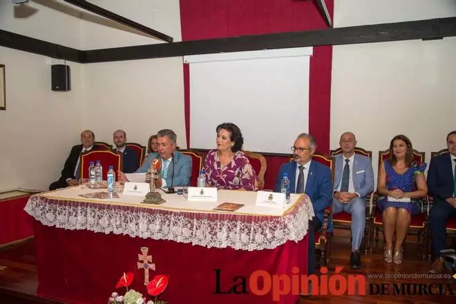 Presentación Quinario Vera Cruz y Cofrade del Año en Caravaca