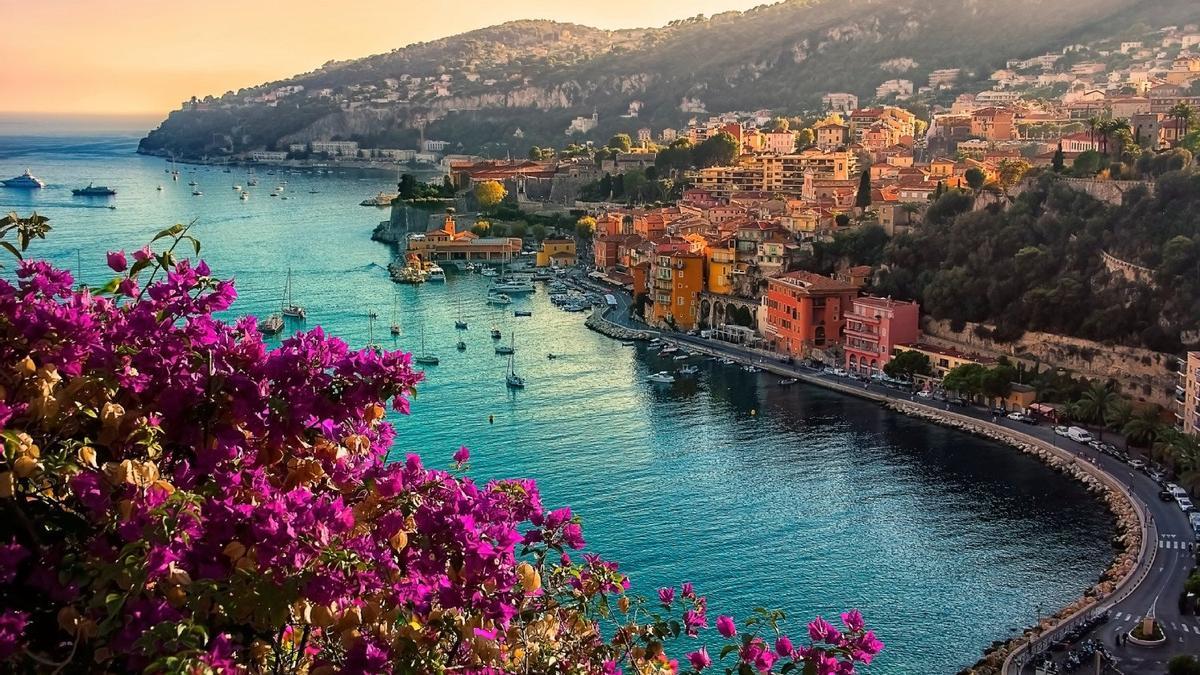 Bahía de Villefranche, puertos Mediterráneo