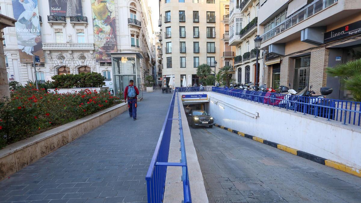 ¿Se puede saber a qué hora salió Maribel Vilaplana del aparcamiento tras la comida con Carlos Mazón?