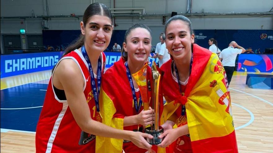 Dos jugadoras taronja, campeonas de Europa