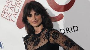 La actriz madrileña Penélope Cruz, en la gala de los Premios de la Unión de Actores y Actrices, el pasado 13 de marzo en Madrid.    