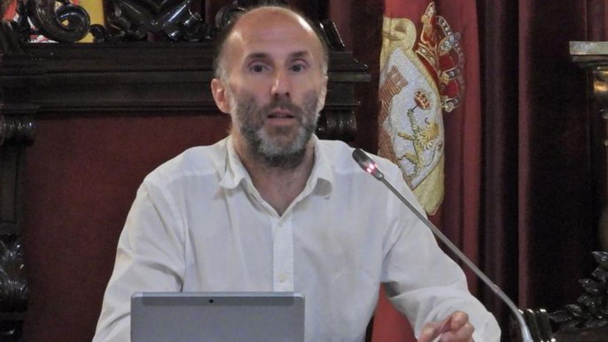 Imagen de archivo de Gonzalo Pérez Jácome en un pleno del Concello de Ourense.