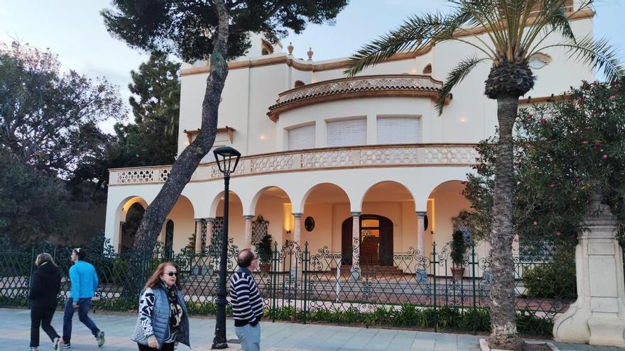 El adjudicatario del restaurante en Villa Elisa de Benicàssim renuncia y frena la apertura