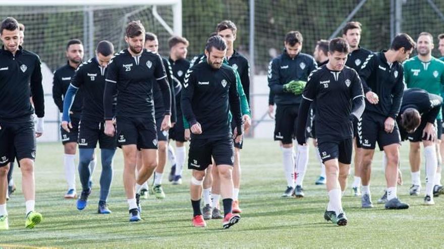 Entrenamiento Nico Pascual-Leone se suma al trabajo en grupo