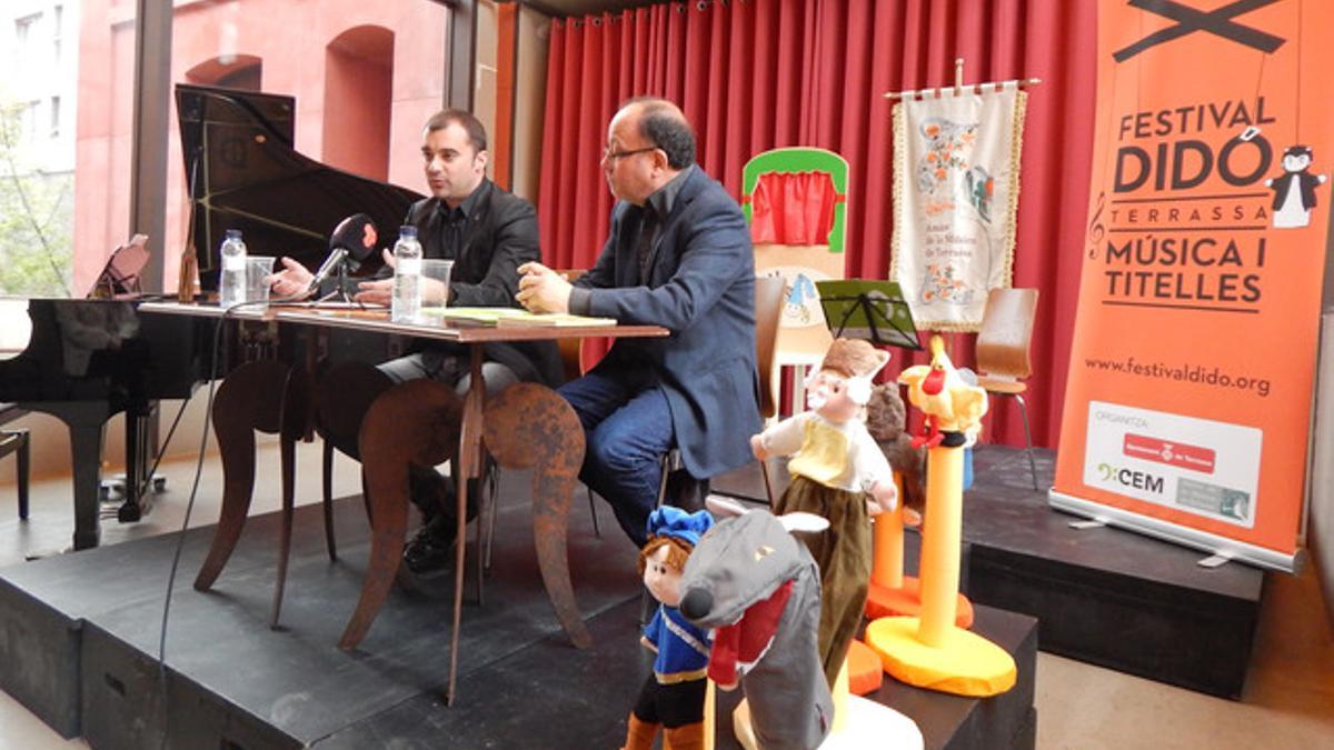 El alcalde de Terrassa, Jordi Ballart, junto con el presidente de los Amics de la Música de Terrassa y director del Festival Didó, Ramon Rius.