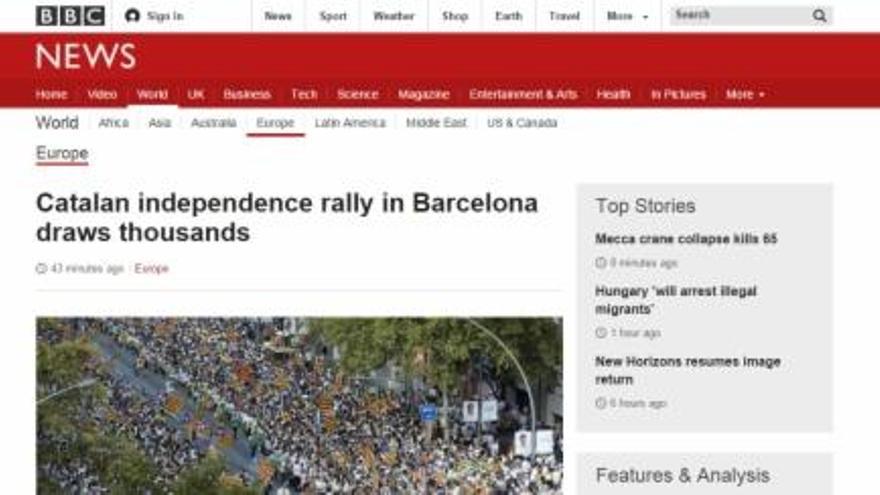 &quot;Manifestació massiva dels separatistes catalans&quot;, diu la &#039;BBC&#039;