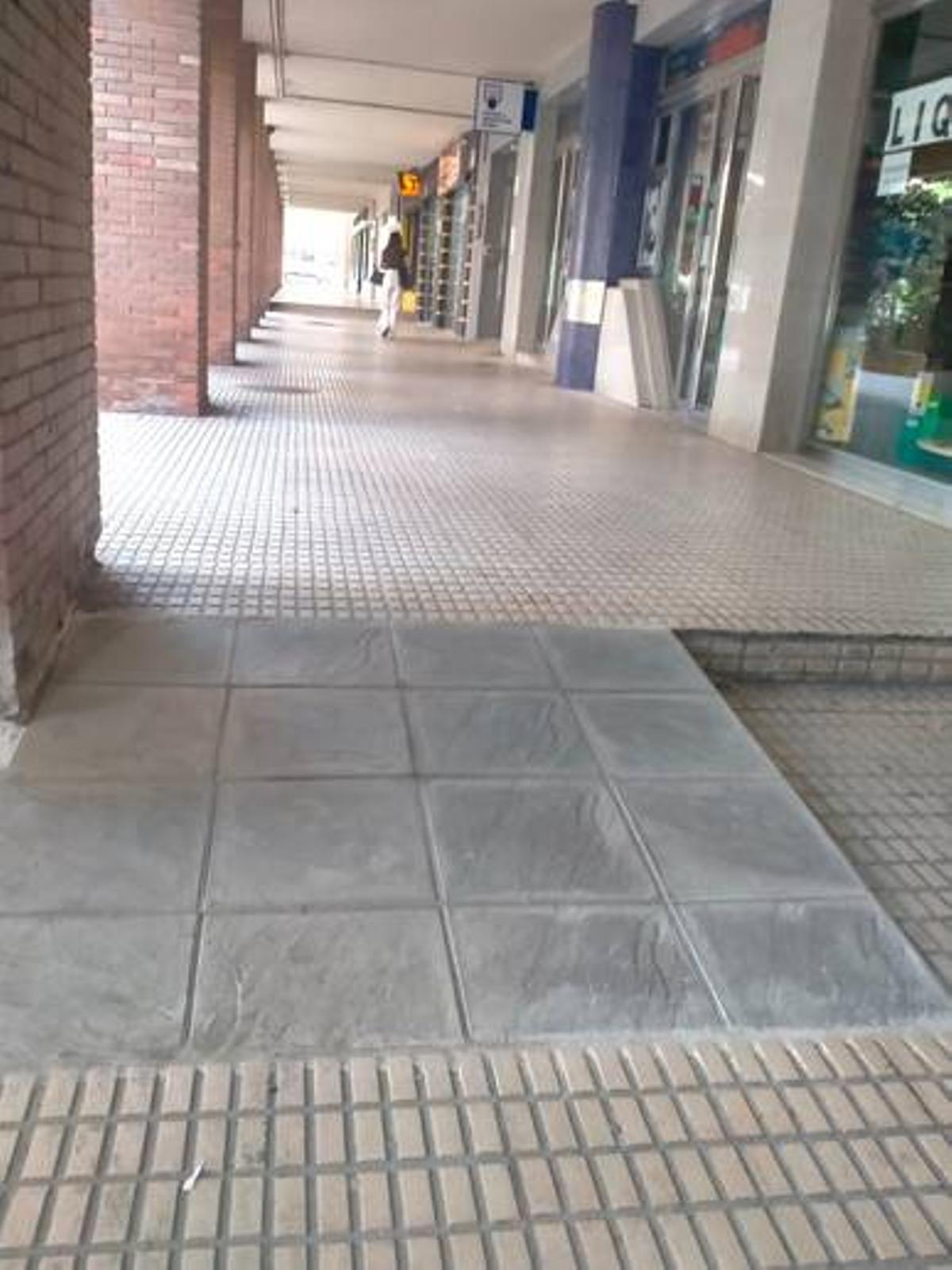 Rampa en el número 35 de la avenida Sinforiano Madroñero.