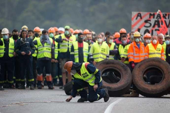 Protestas contra los despidos en Alcoa San Cibrao