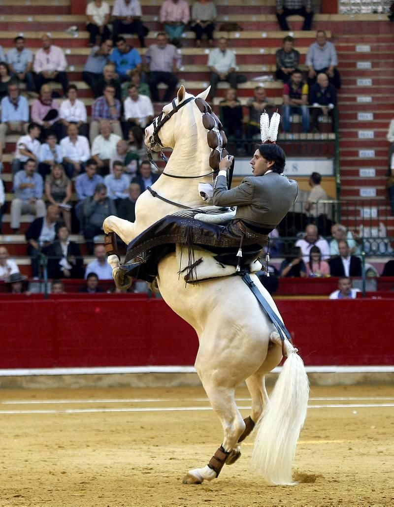 Toros: segundo día de Feria, lunes 12 de octubre de 2015