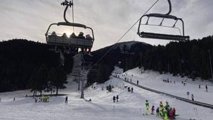 PONT DE LA PURISSIMA A LESTACIÓ DESQUI DE MASELLA CERDANYA TURISME