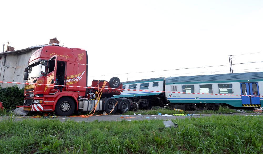 Dos muertos en un accidente de tren en Italia