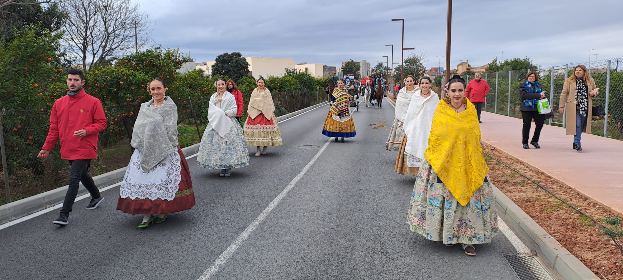 Galería de fotos: Castelló se vuelca con la procesión de Sant Antoni a la Mare de Déu del Lledó