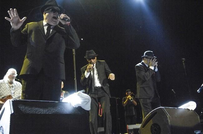 CONCIERTO DE THE ORIGINALS BLUES BROTHERS