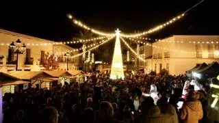 Monesterio sale a la calle para dar la bienvenida a la Navidad