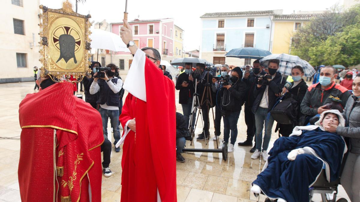 Santa Faz 2021: las imágenes de la Peregrina y la misa en Alicante