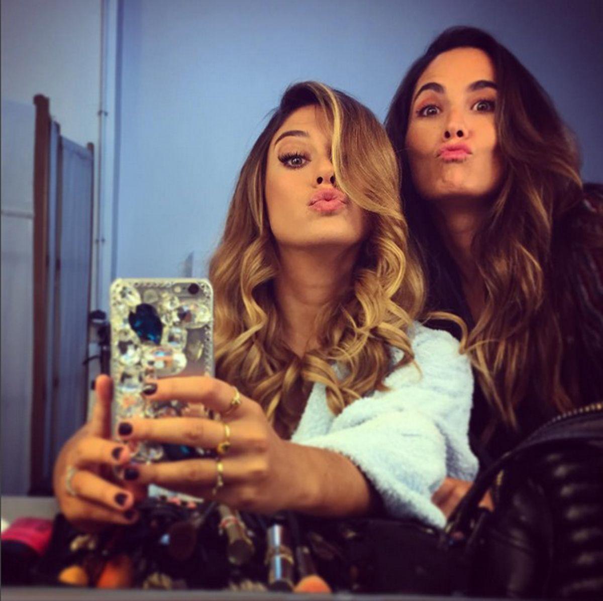Blanca Suárez en Instagram: también lanza besos a sus seguidores