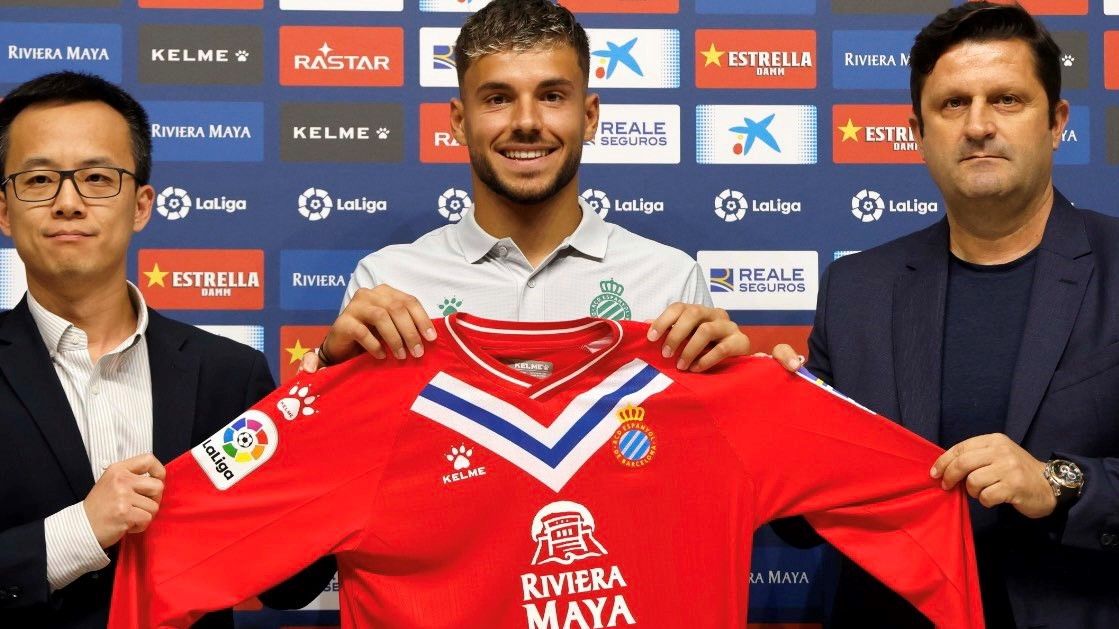 Álvaro Fernández, en su presentación de este miércoles como nuevo portero del Espanyol.