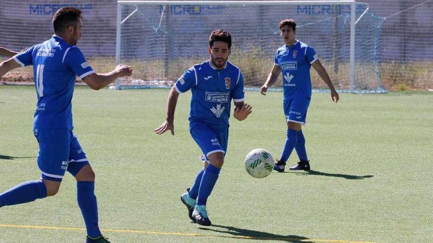 Fradejas fue el autor de dos de los goles del Villaralbo.