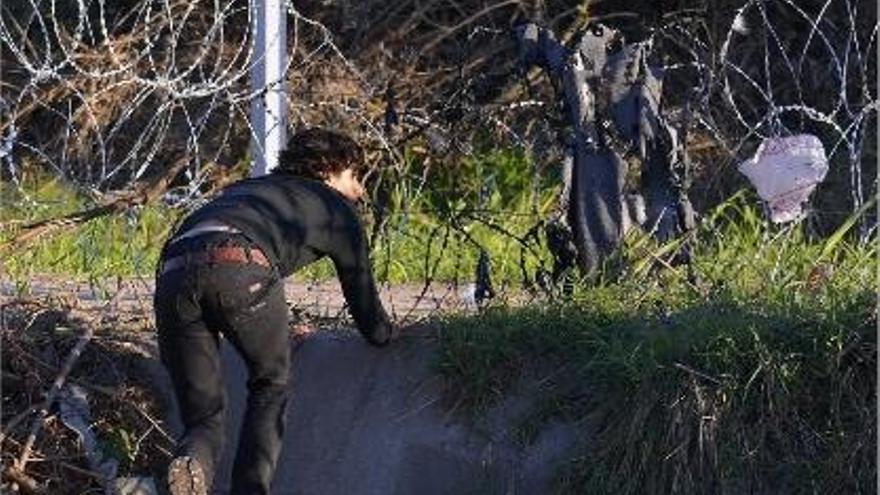 Arriba una nova onada d&#039;afectats a la frontera sud d&#039;Hongria