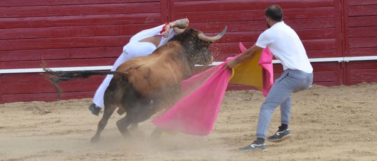 Uno de los sustos durante la eliminatoria de la Liga de Corte Puro. | E. P.