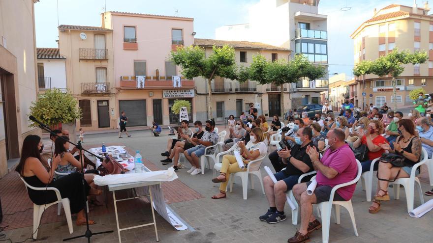 Moró aguanta firme contra la MAT, «una agresión al pueblo»