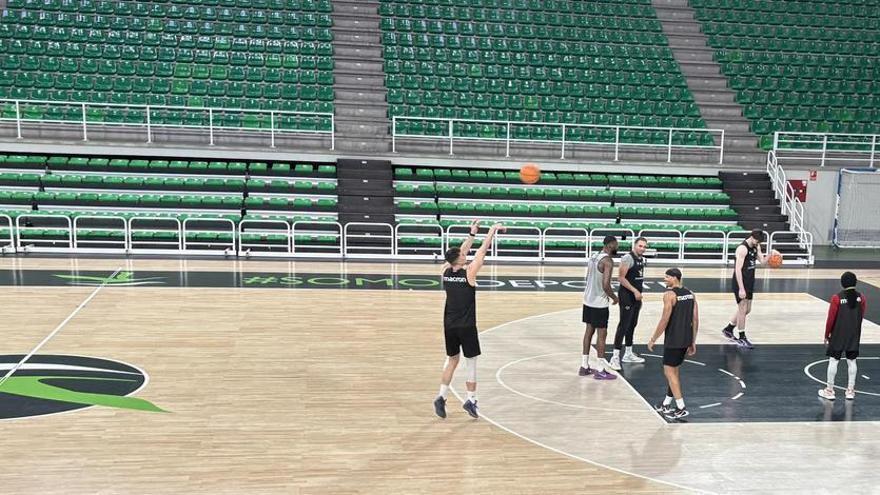 El Cáceres quiere la quinta victoria seguida y no se fía del colista