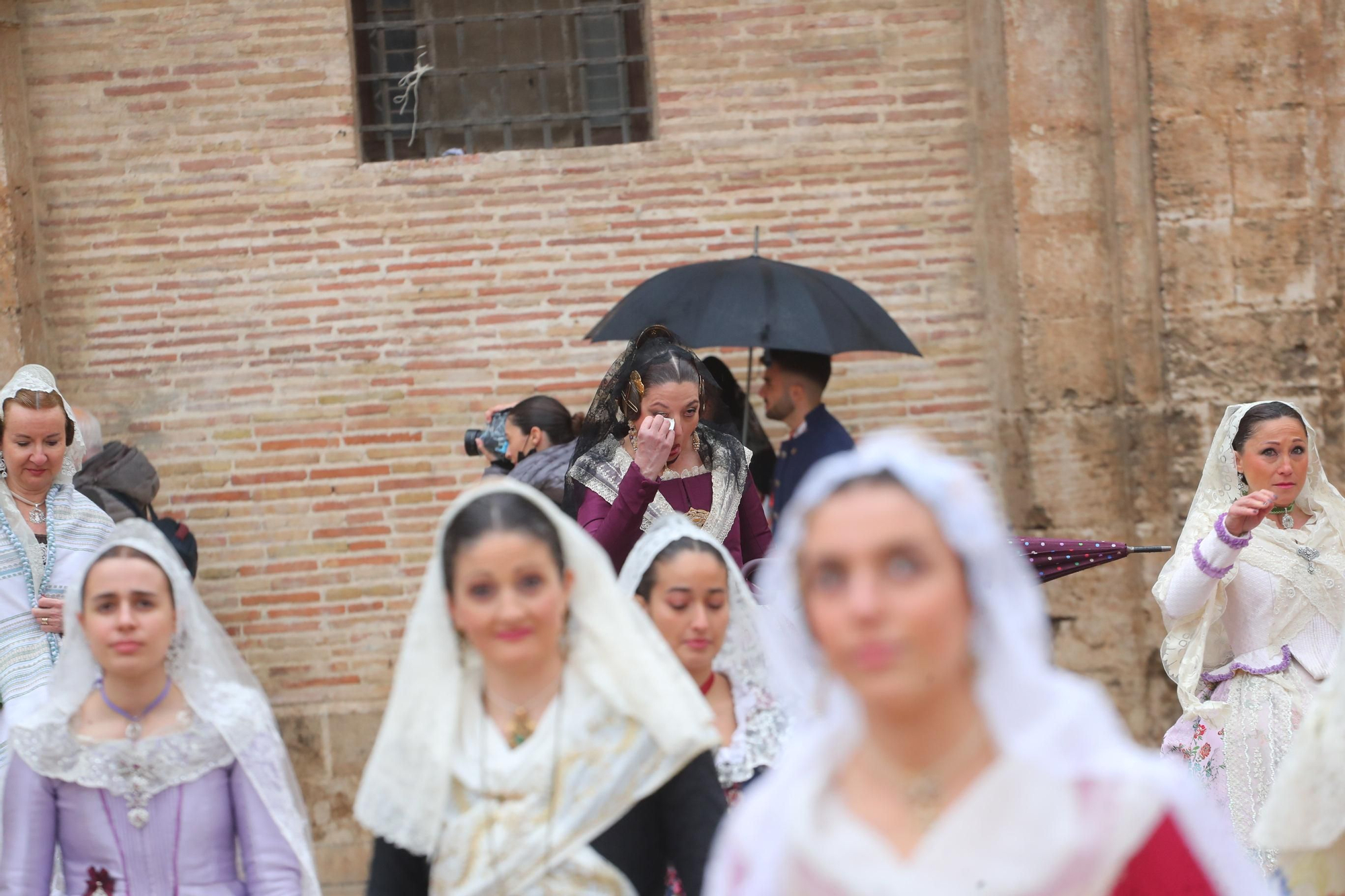 Búscate en el primer día de ofrenda por la calle de la Paz (entre las 15:30 a las 17:00 horas)