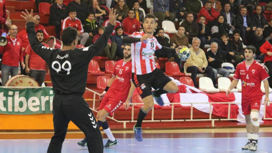 El Fertiberia roza la remontada ante el Alcobendas