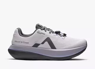 Mount to Coast entra en el asfalto con la C1: la marca china estrena su nueva 'supertrainer' sin placa de carbono