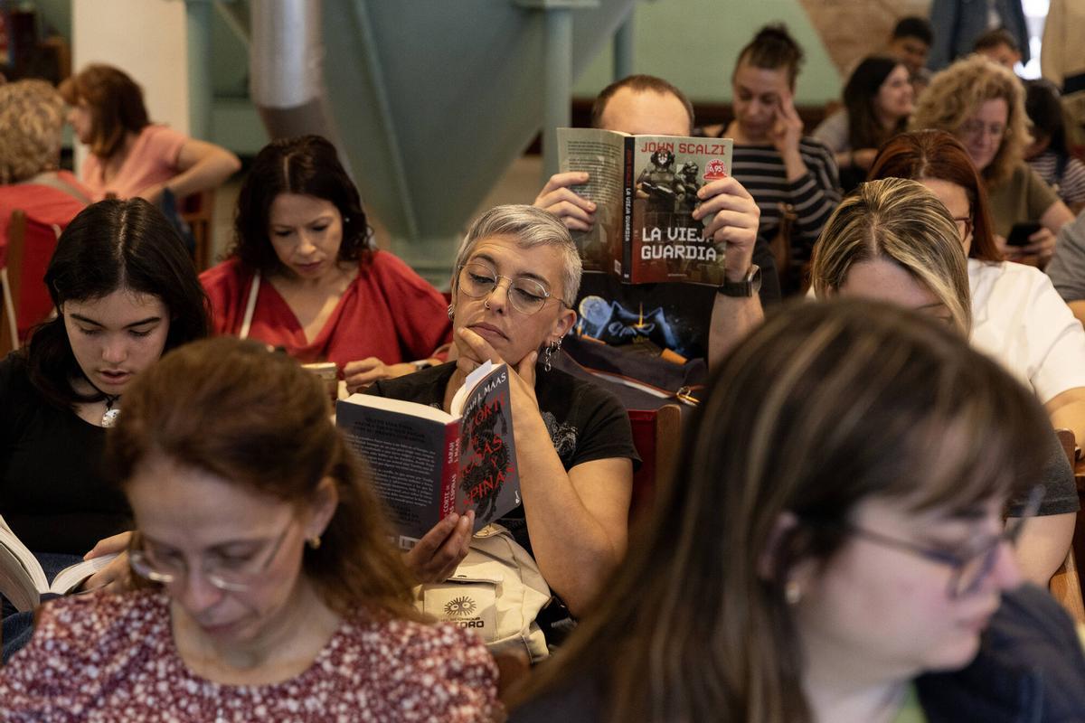 Fiesta de la Lectura en la Antigua Fabrica Damm de Barcelona