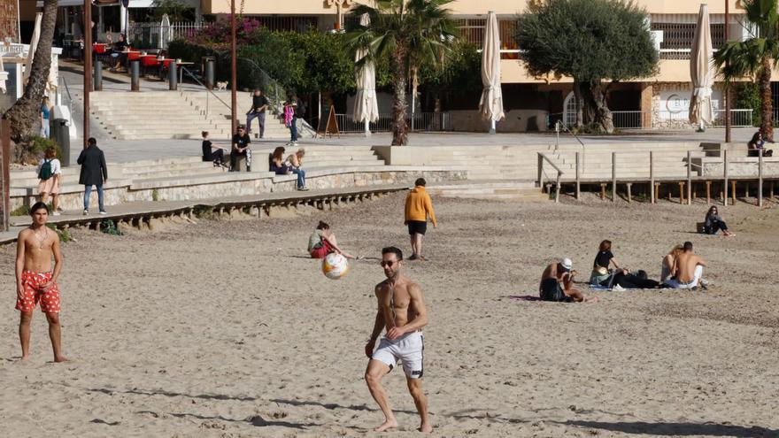 Ibiza alcanzó temperaturas de hasta 30 grados en el mes de marzo