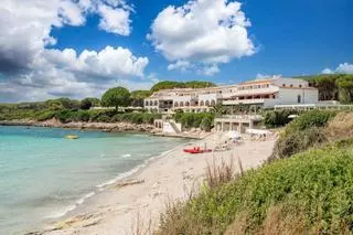10 chollos de última hora para escaparte este verano: Nápoles, Algarve, Costa del Sol, Cádiz y más