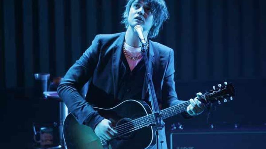 El talento solitario de Pete Doherty inaugura por lo alto el Galicia Importa