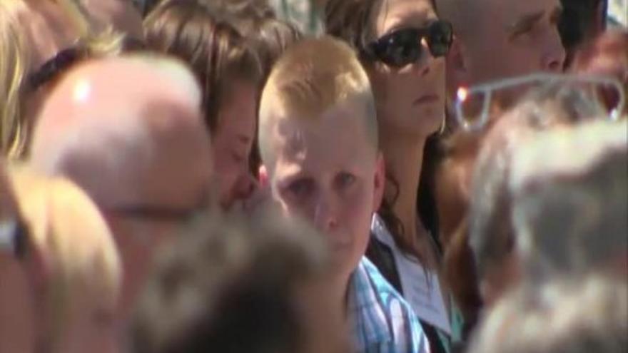 Obama asiste al funeral por los tres soldados tiroteados en Fort Hood